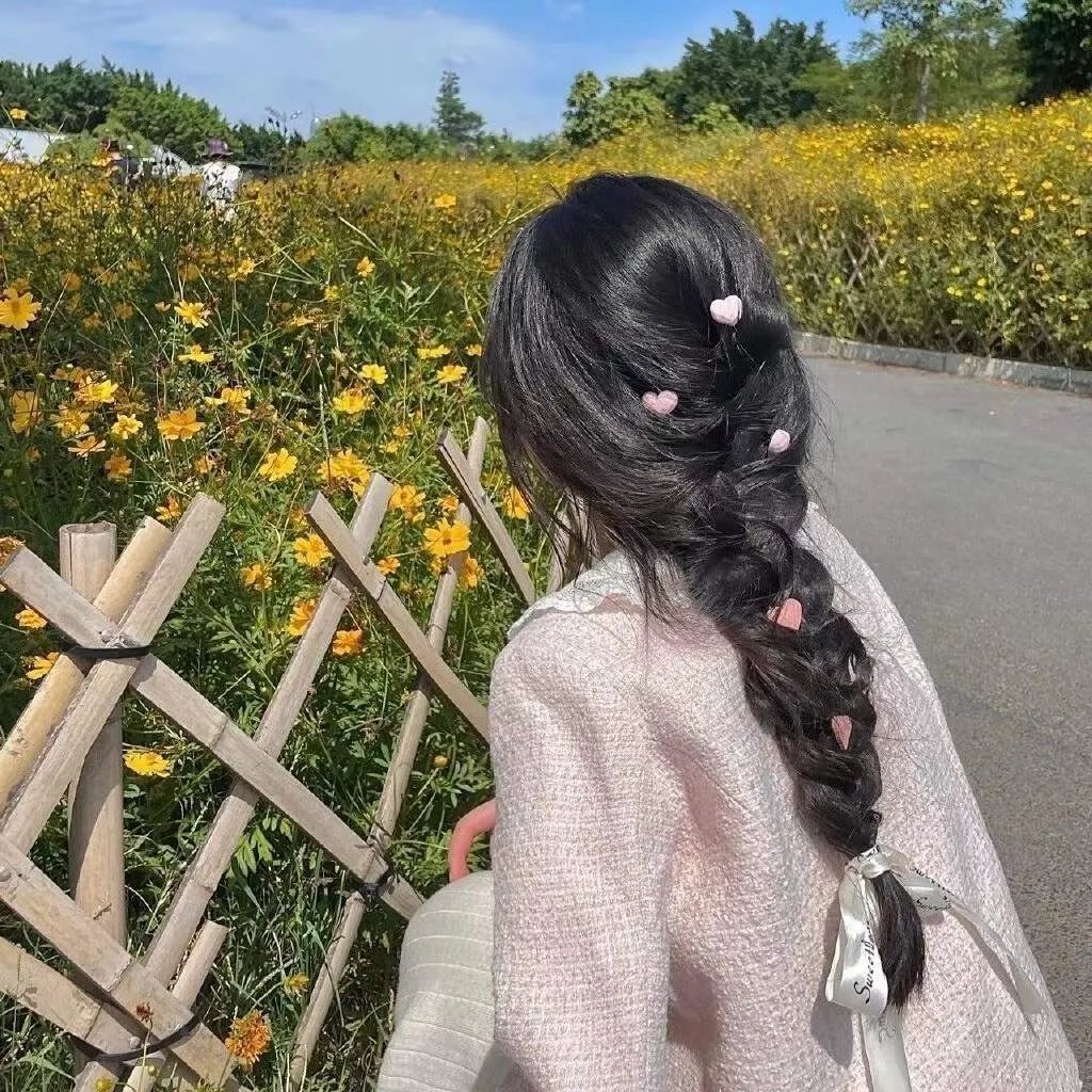 《白丝带》